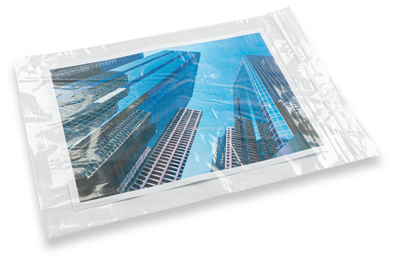 Uudelleensuljettavat pussit - läpinäkyvät (havainnollistettu sisällön kanssa)